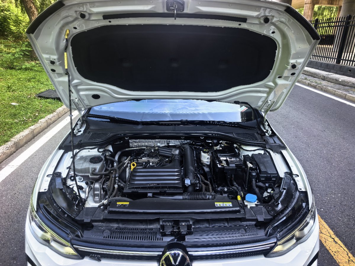 Volkswagen Golf 2023 #24 Volkswagen Golf 2023 car image #24