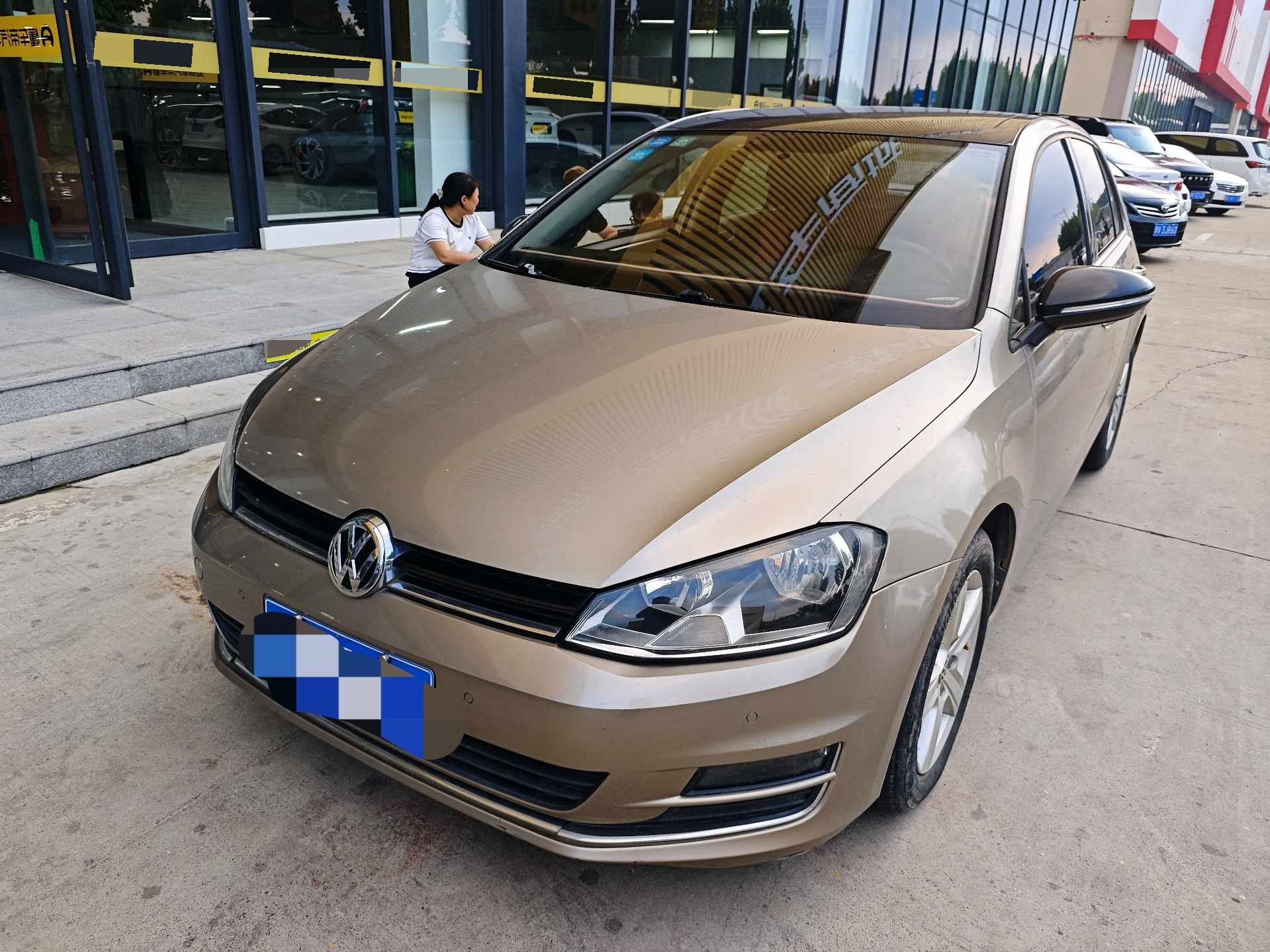 2017 2017 car image