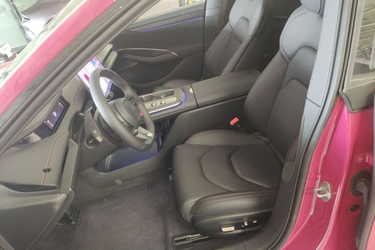 MI SU7 2025 car image #15