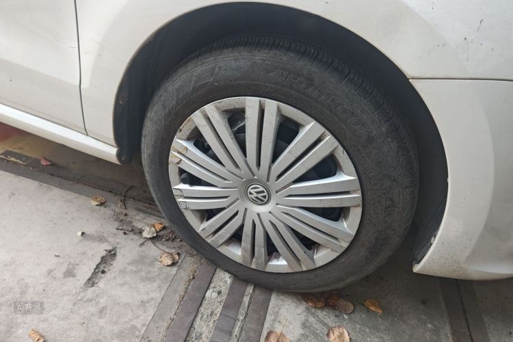 Volkswagen Polo 2017 #9 Volkswagen Polo 2017 car image #9