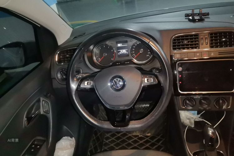 Volkswagen Polo 2018 imagem de carro #12