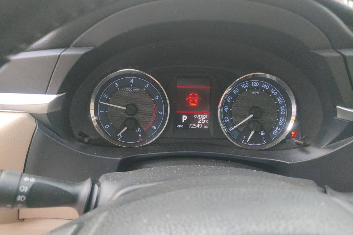 Toyota Corolla 2015 car image #24