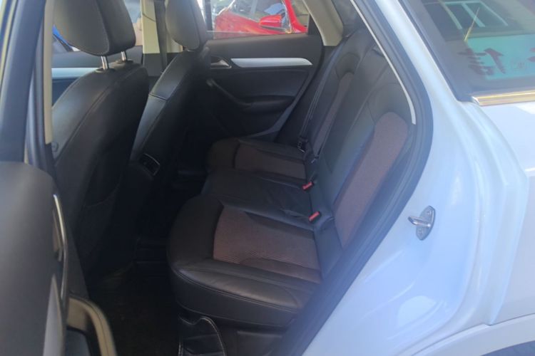 Audi Q3 2017 #17 Audi Q3 2017 car image #17
