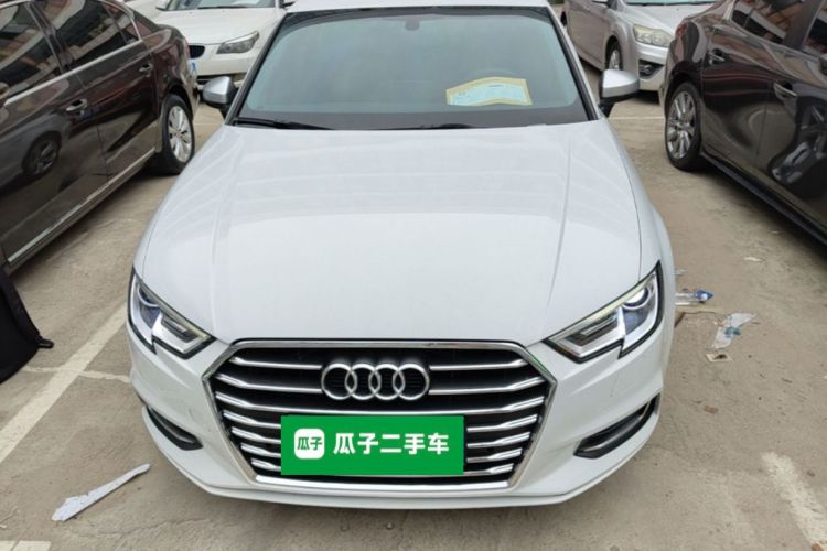 Audi A3 2019 car image #3