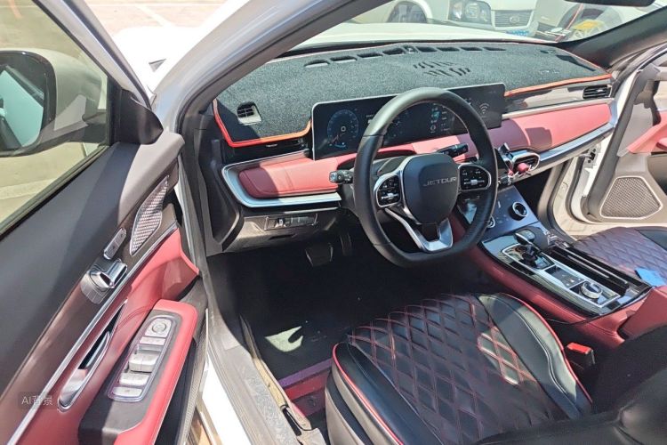 Jetour X70 PLUS 2022 car image #18