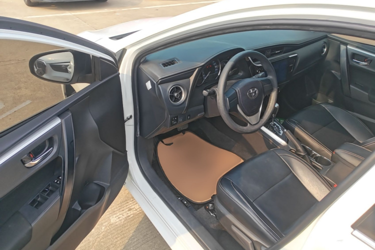 Toyota Corolla 2019 car image #16
