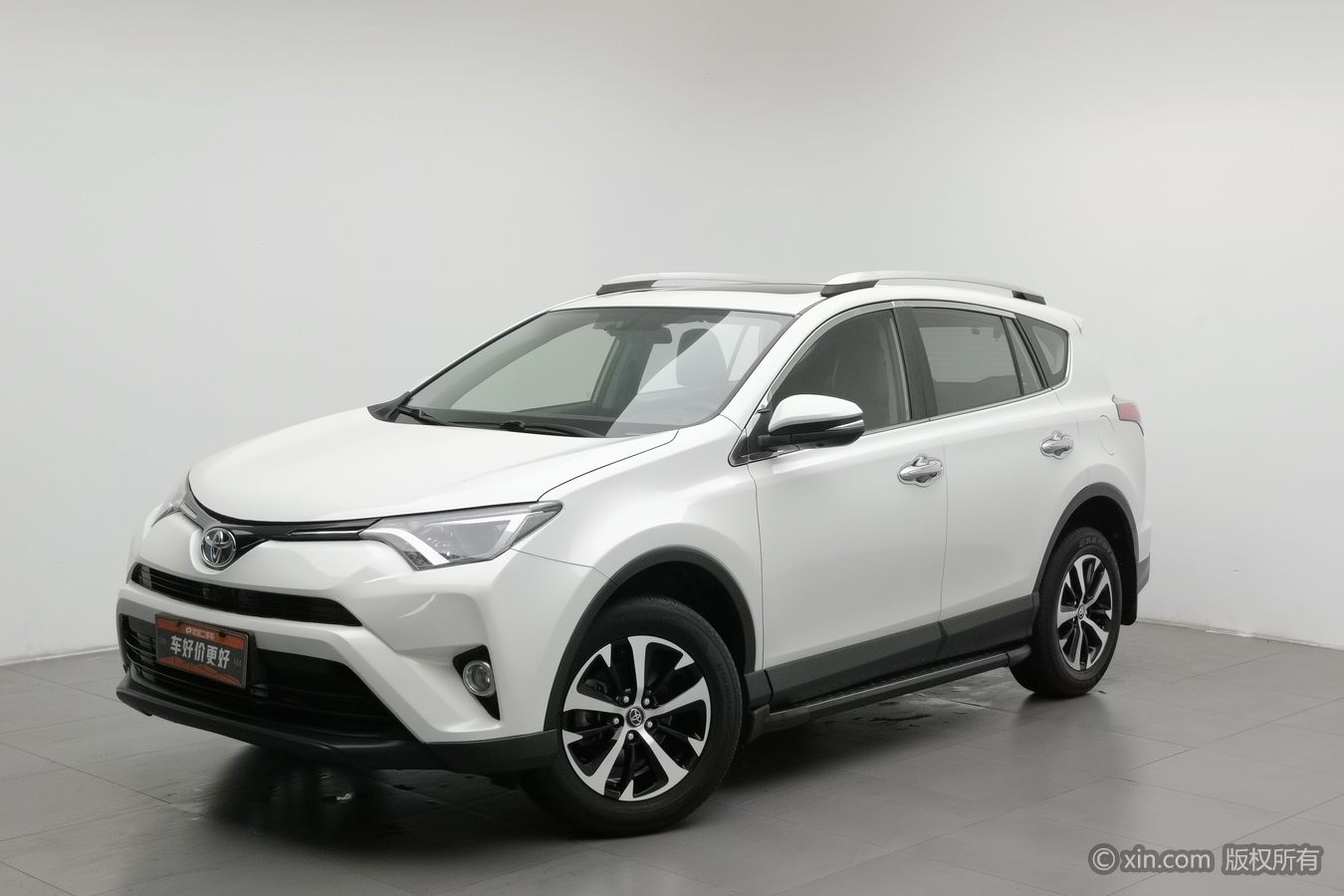 Toyota RAV4 2017 #2 Toyota RAV4 2017 صورة سيارة #2