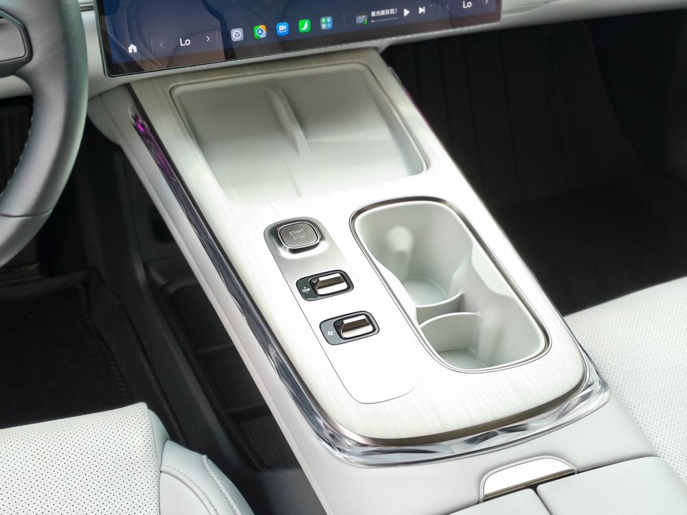 2024 imagen de coche #10