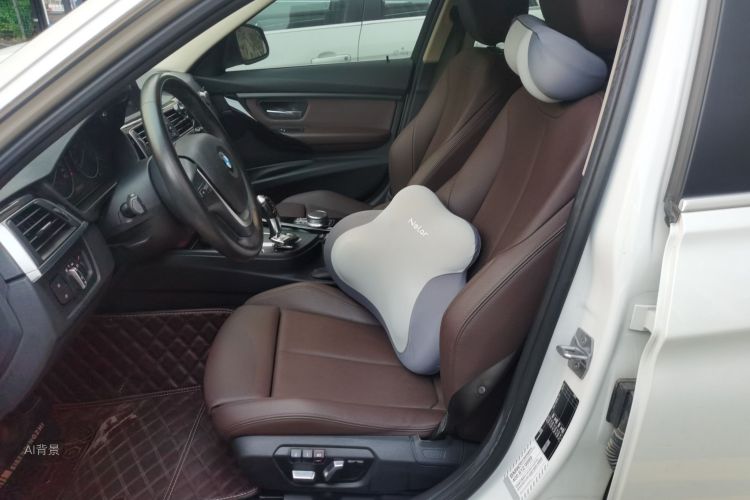 BMW 3 Series 2019 #17 BMW 3 Series 2019 car image #17