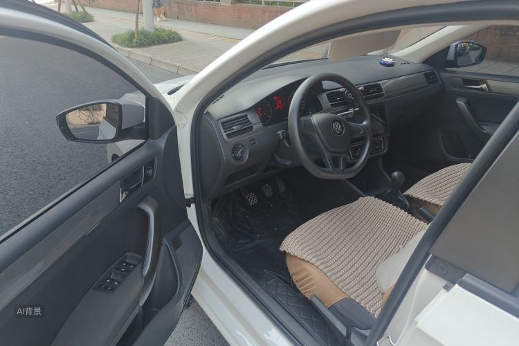 Volkswagen Santana 2018 car image #18