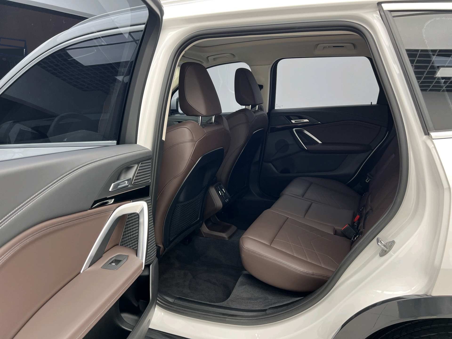 BMW X1 2023 #8 BMW X1 2023 صورة سيارة #8