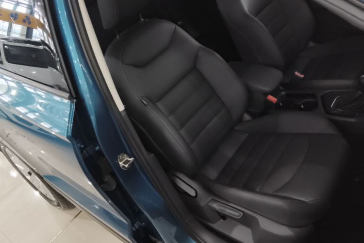 Volkswagen Tharu 2019 car image #23