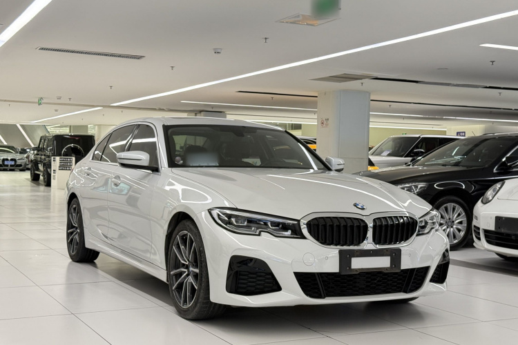 BMW 3 Series 2020 #4 BMW 3 Series 2020 car image #4