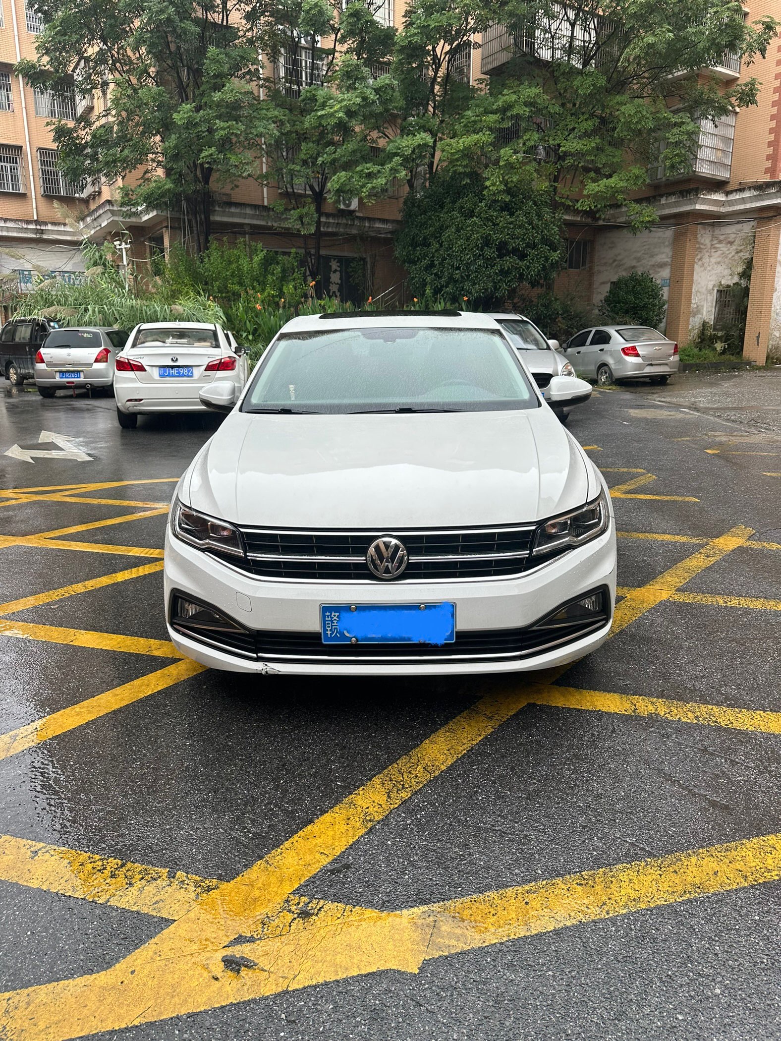 Volkswagen Bora 2019 car image #3