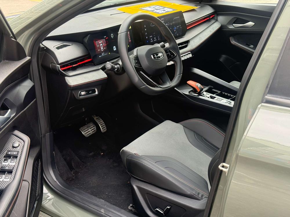 GEELY Binray 2022 car image #10