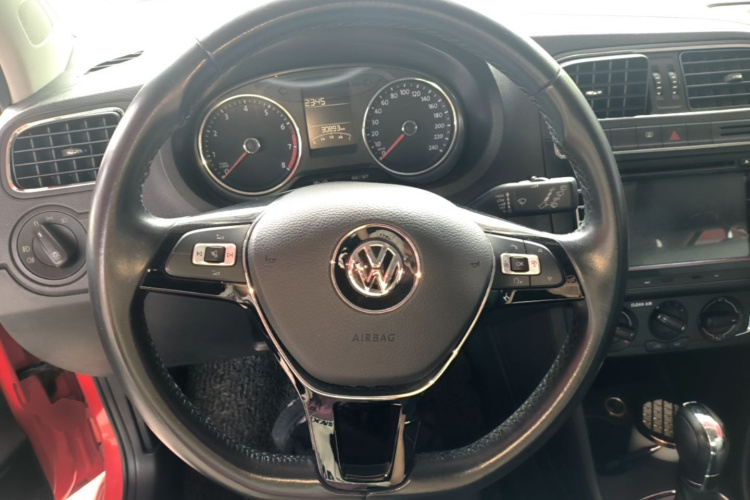 Volkswagen Polo 2016 #10 Volkswagen Polo 2016 car image #10