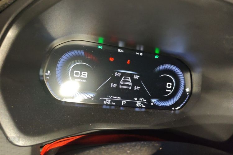 GEELY Emgrand 2024 car image #13