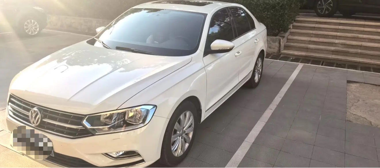 Volkswagen Bora 2018 car image 