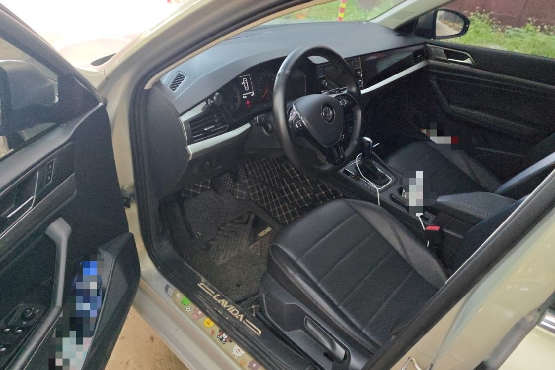 Volkswagen Lavida 2019 car image #23