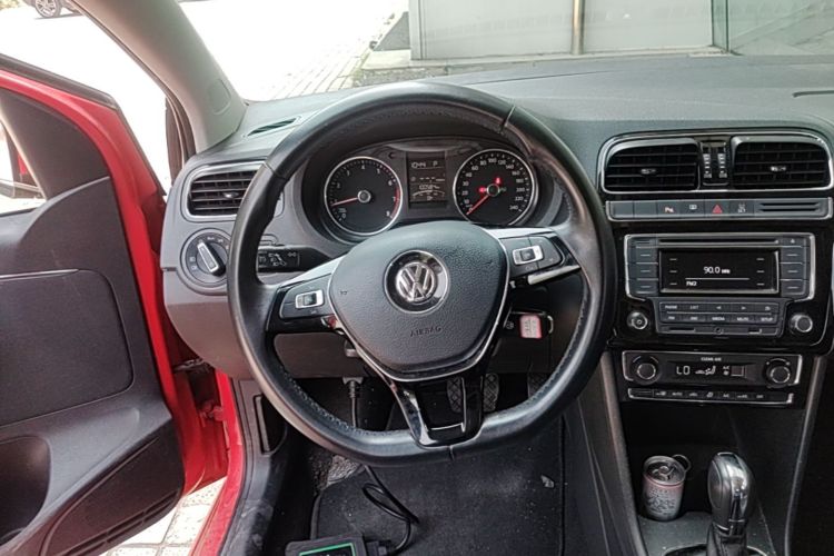Volkswagen Polo 2017 #11 Volkswagen Polo 2017 car image #11