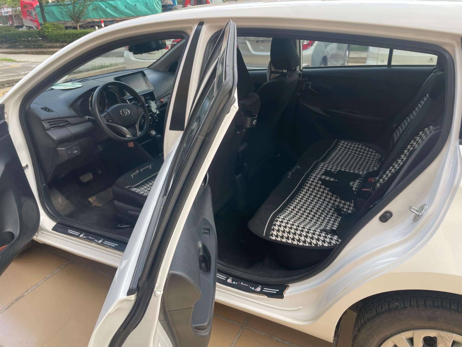 Toyota Vios FS 2023 car image #6