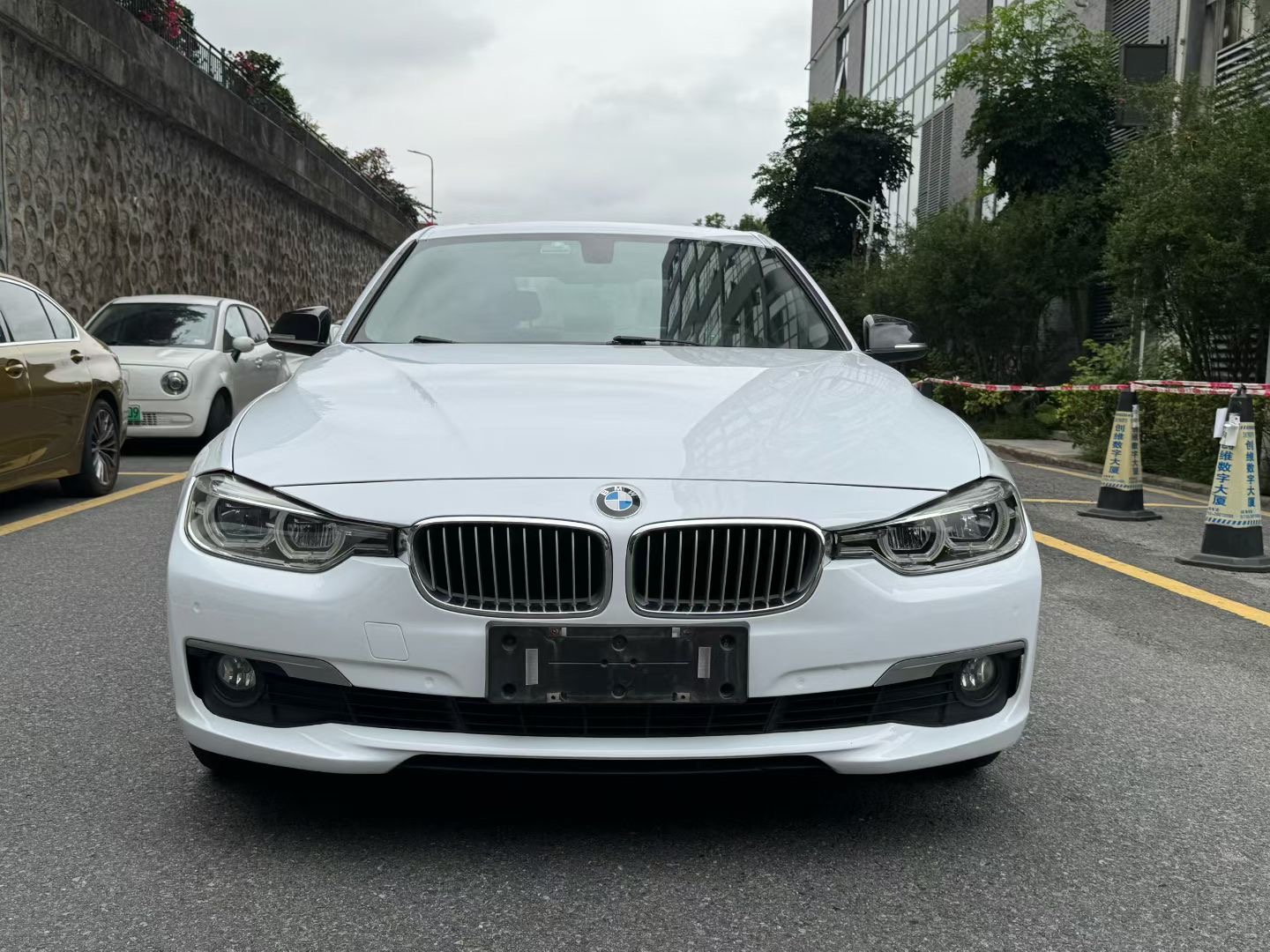 BMW 3 Series 2018 image de voiture #4