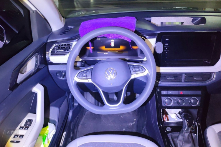 Volkswagen Tharu 2025 car image #12