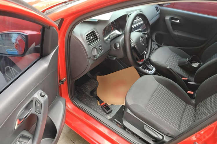 Volkswagen Polo 2017 #13 Volkswagen Polo 2017 car image #13