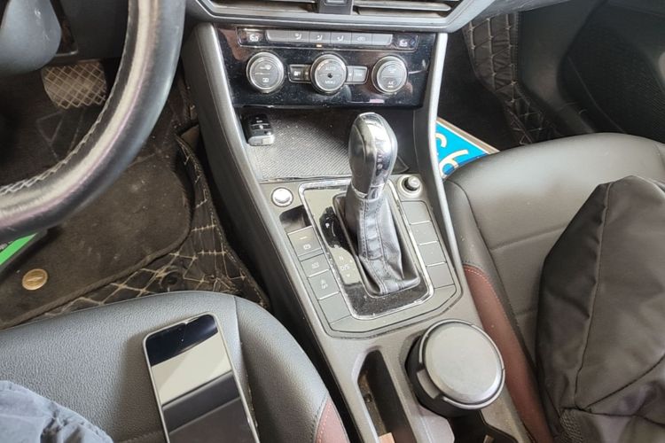 2019 #14 2019 car image #14