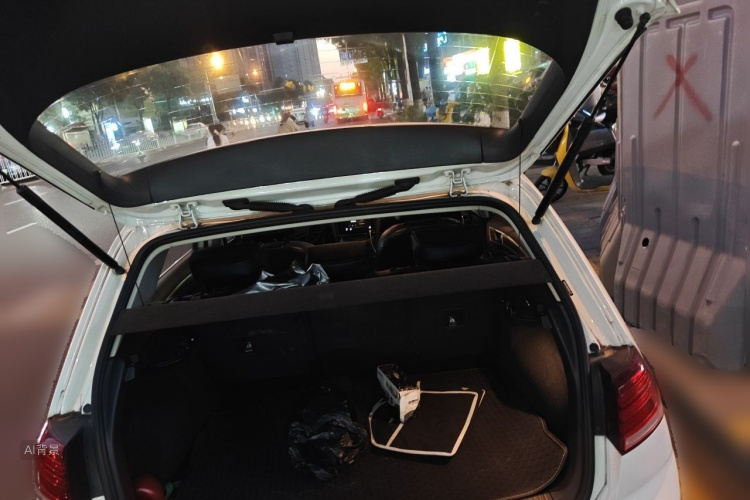 Volkswagen Golf 2020 car image #21