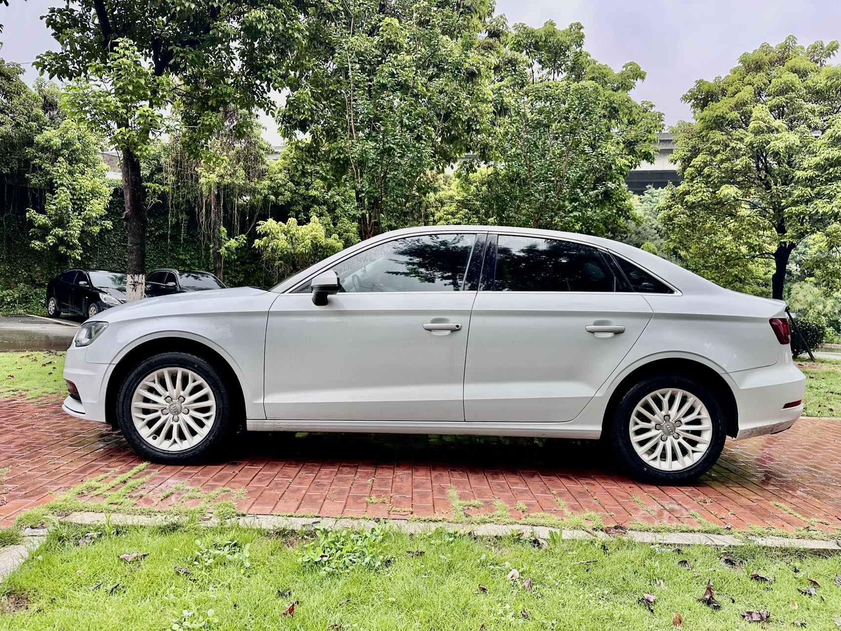Audi A3 2016 car image #9