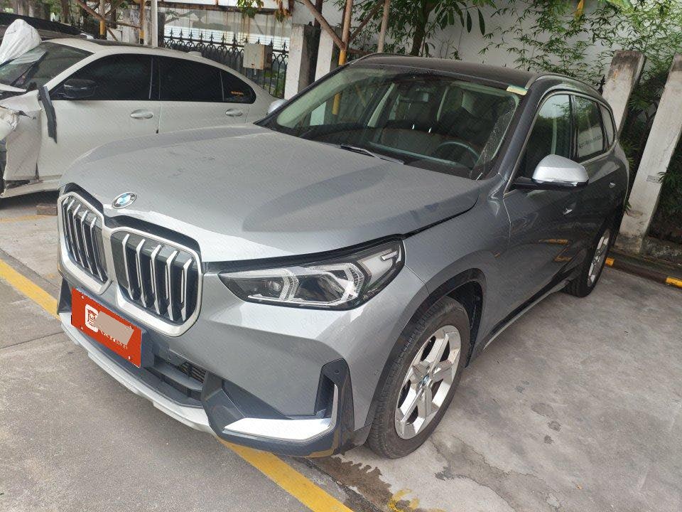 BMW X1 2023 car image 
