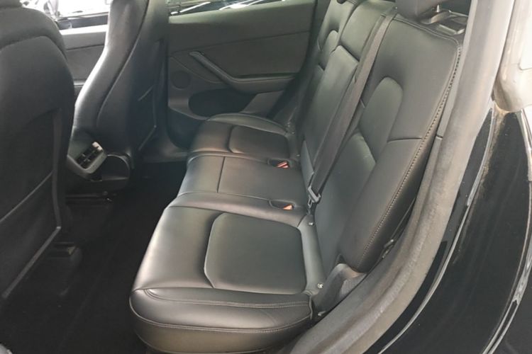 Tesla Model Y 2023 #17 Tesla Model Y 2023 car image #17