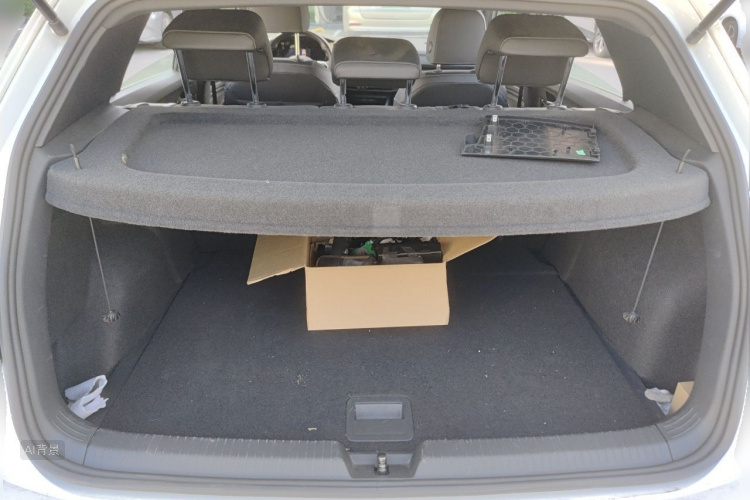 Volkswagen Golf 2020 car image #21