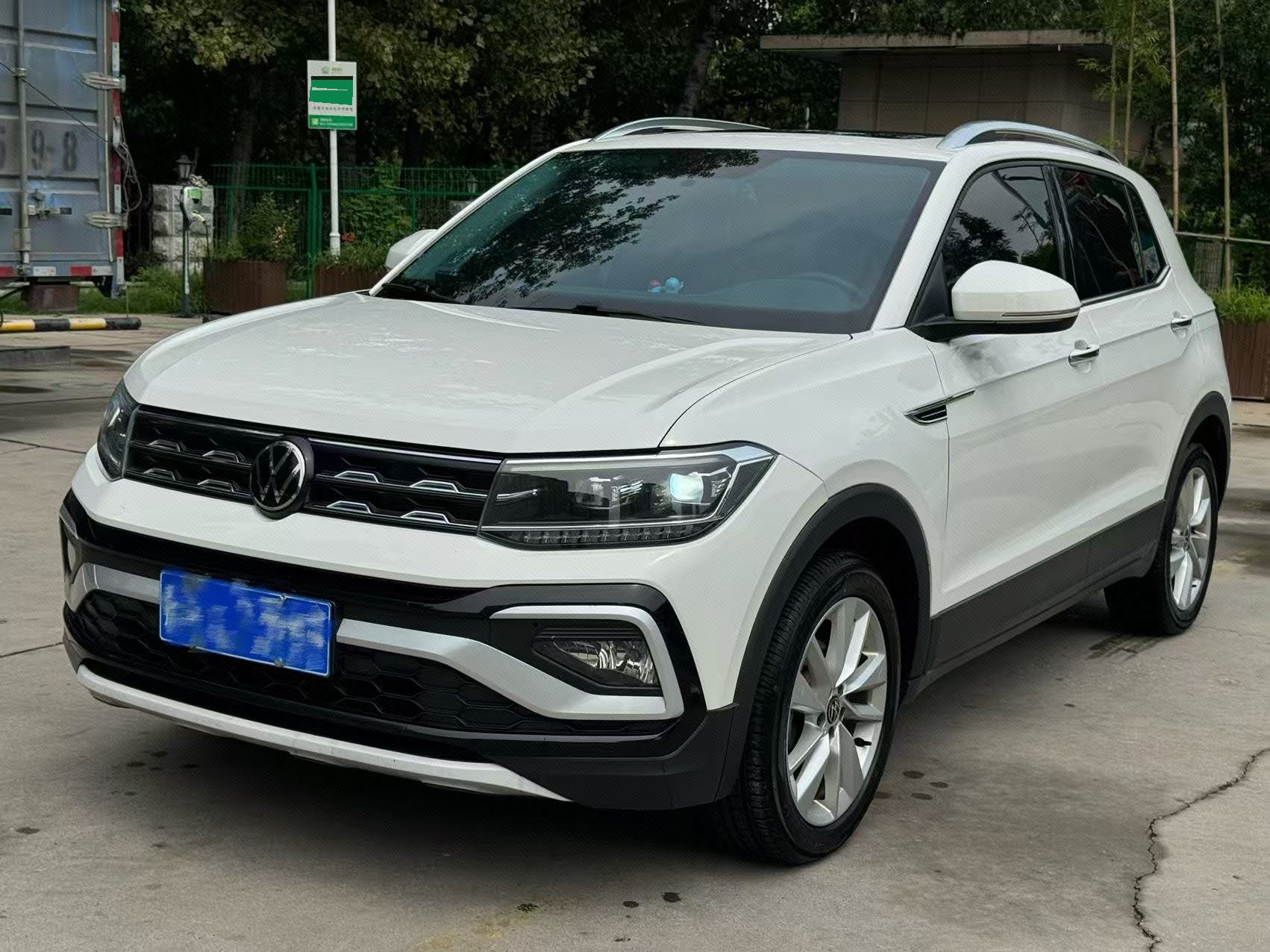 Volkswagen T-Cross 2021 Volkswagen T-Cross 2021 car image