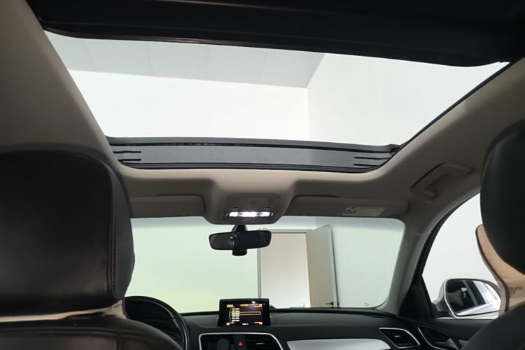 Audi Q3 2017 #18 Audi Q3 2017 car image #18