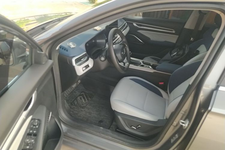 GEELY Emgrand 2022 #16 GEELY Emgrand 2022 car image #16