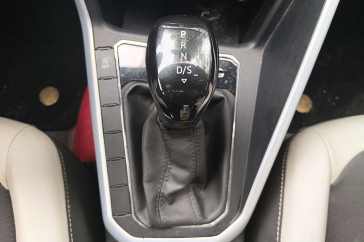 Volkswagen Polo 2019 #14 Volkswagen Polo 2019 car image #14
