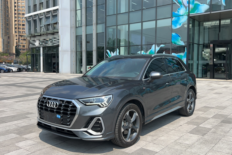 Audi Q3 2020 #2 Audi Q3 2020 изображение автомобиля #2