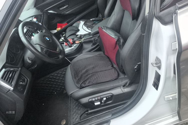 BMW 3 Series GT 2018 car image #17