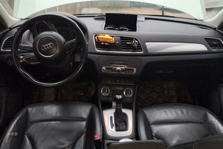 Audi Q3 2015 #11 Audi Q3 2015 car image #11