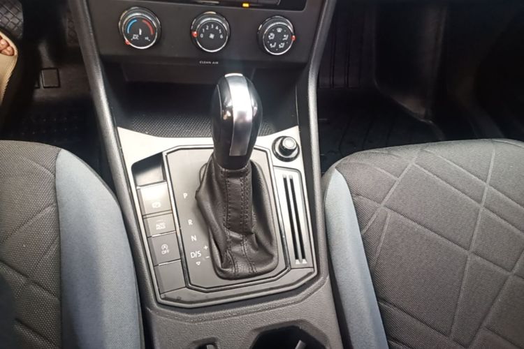 Volkswagen Lavida 2022 car image #14