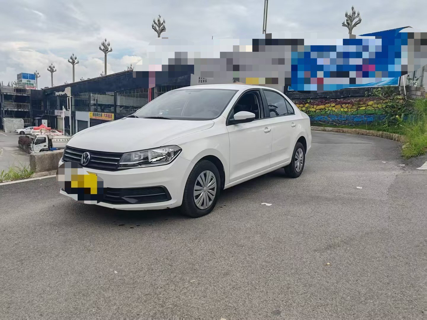Volkswagen Santana 2022 car image 
