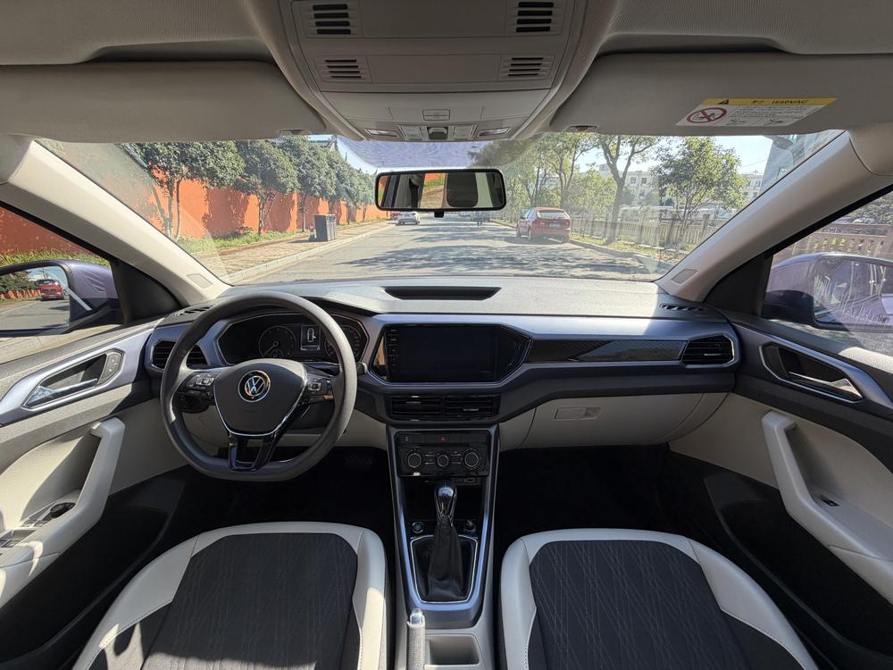 Volkswagen T-Cross 2020 #6 Volkswagen T-Cross 2020 صورة سيارة #6