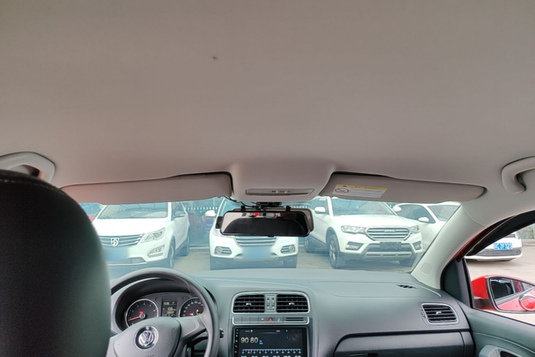 Volkswagen Polo 2015 #18 Volkswagen Polo 2015 car image #18