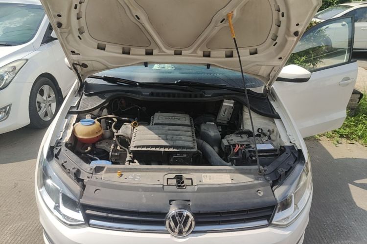 Volkswagen Polo 2017 car image #20