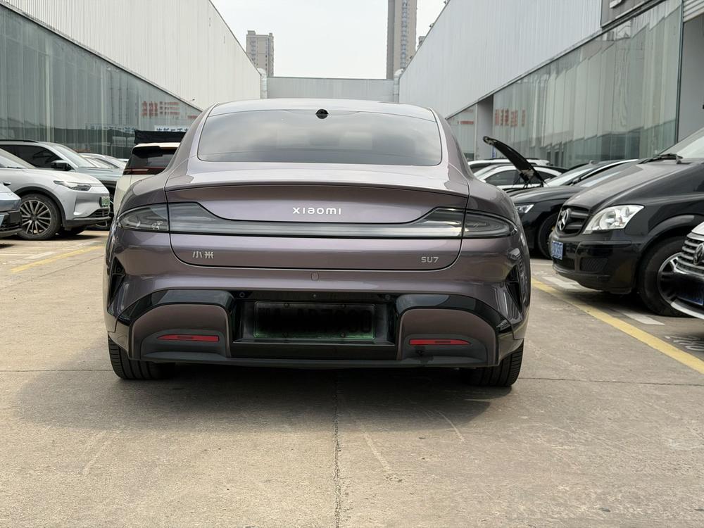 MI SU7 2024 car image #5
