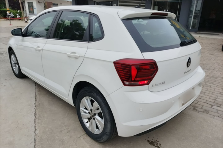 Volkswagen Polo 2022 car image #5