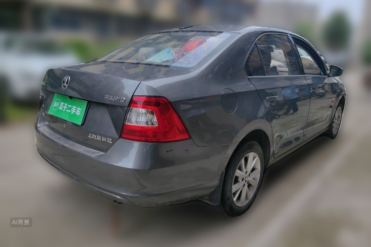 Skoda Rapid 2016 car image #7