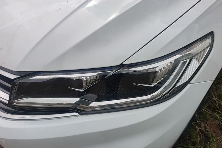 Volkswagen Bora 2021 car image #23